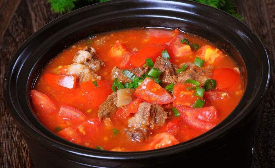 忙碌了一天,来一碗西红柿炖牛腩!连汤不剩!