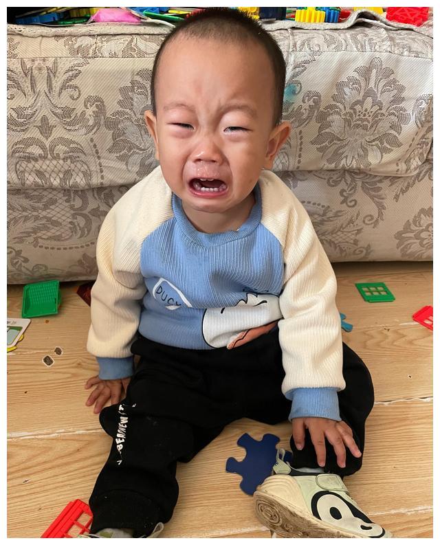 我儿说，妈妈你没工作没钱结账，不能吃，爸爸付钱的，爸爸可以吃休闲区蓝鸢梦想 - Www.slyday.coM