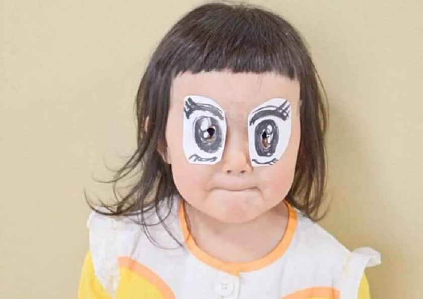 太可爱!2岁萌娃偷啃橱窗面包被发现,妈妈的做法值得点赞休闲区蓝鸢梦想 - Www.slyday.coM 太可爱!2岁萌娃偷啃橱窗面包被发现,妈妈的做法值得点赞休闲区蓝鸢梦想 - Www.slyday.coM