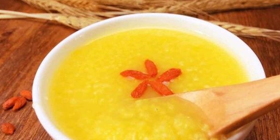 煮小米粥时，不要再直接下锅了，早餐店老板透露妙招，煮的更香浓休闲区蓝鸢梦想 - Www.slyday.coM