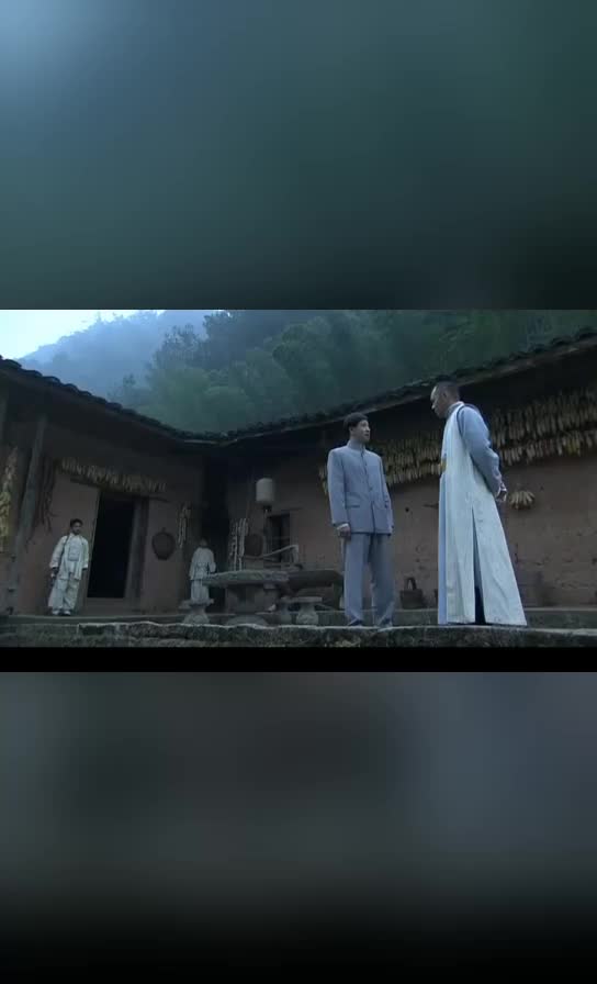 雾柳镇大红见着柳爷了回到家失魂落魄一直在胡言乱语