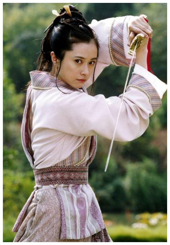 何美钿直击心脏的可爱