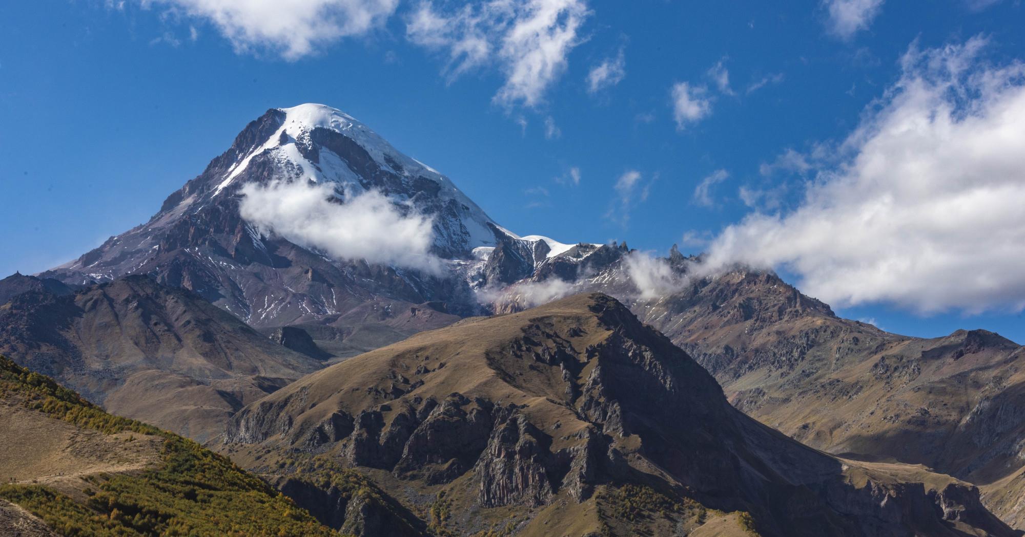普罗米修斯盗火被宙斯囚禁的地方,高加索各民族的圣山