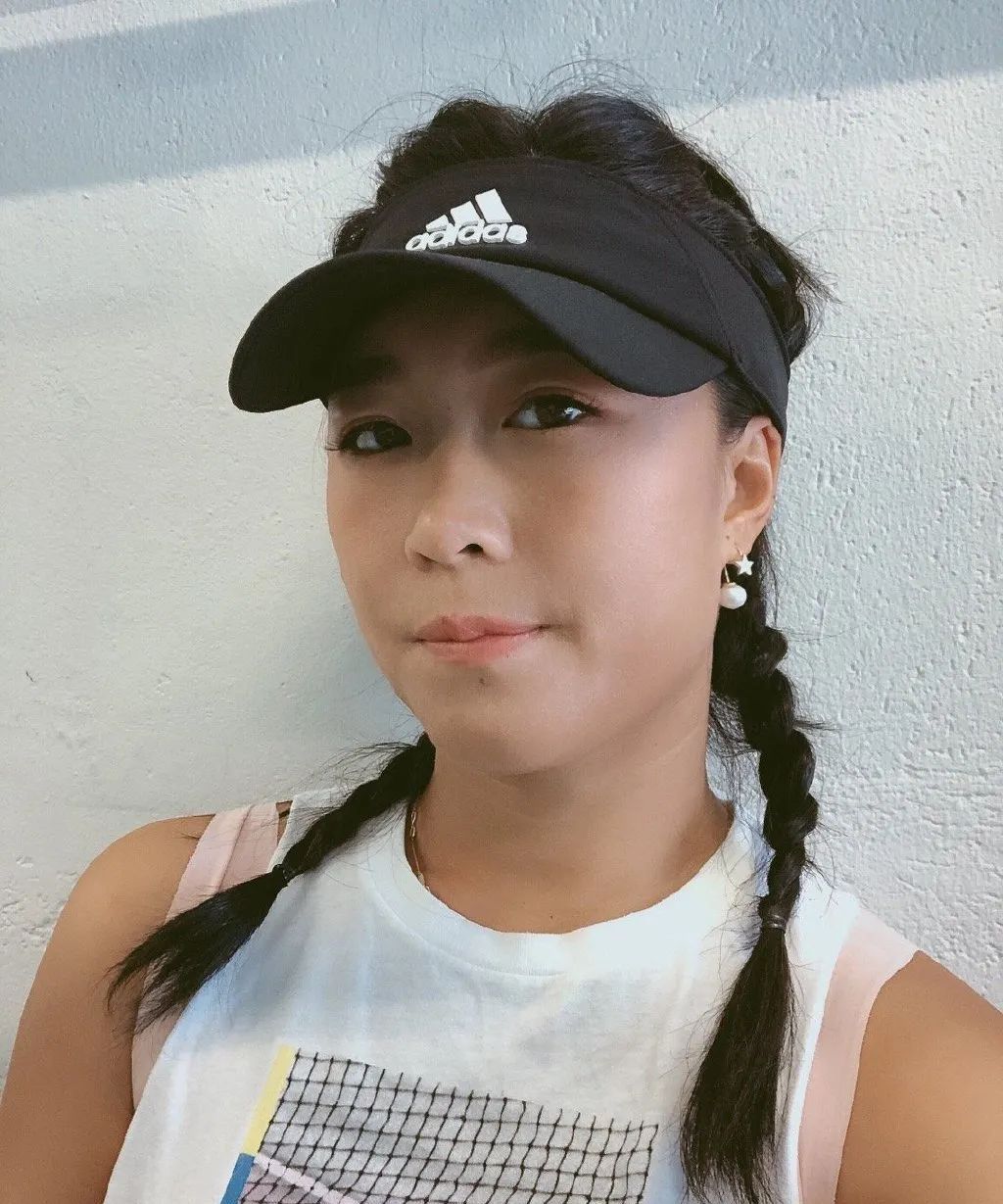 人气球星韩馨蕴32岁生日快乐