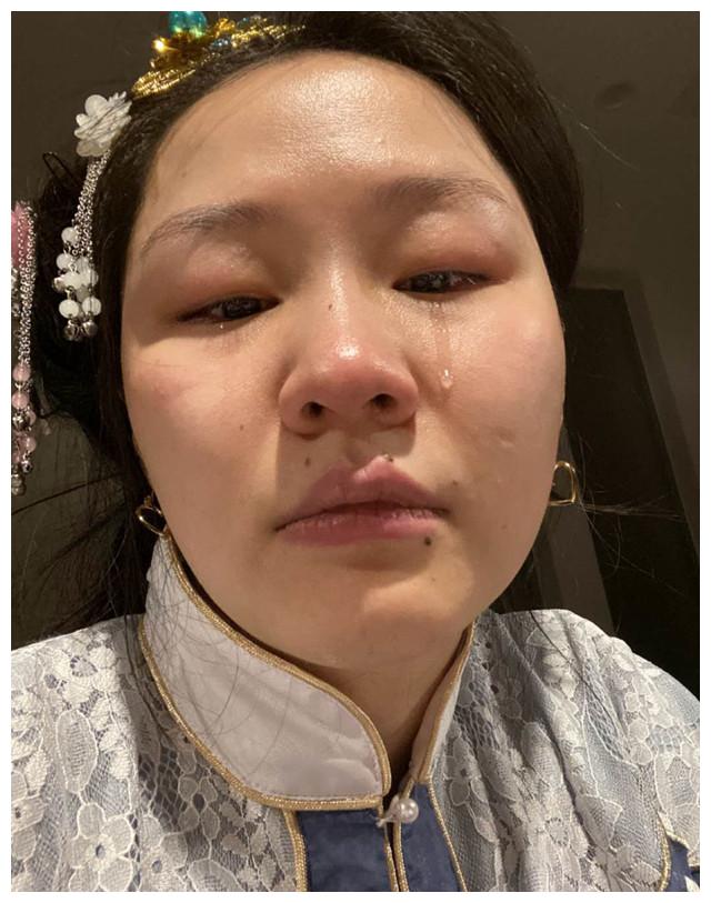 而金靖长得也不是很漂亮,也被大众称又丑又漂亮.