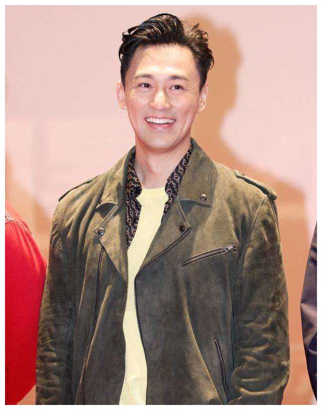 林峯当爸之后暴瘦,留着胡须撞脸霍建华,张馨月自证清白不理传闻