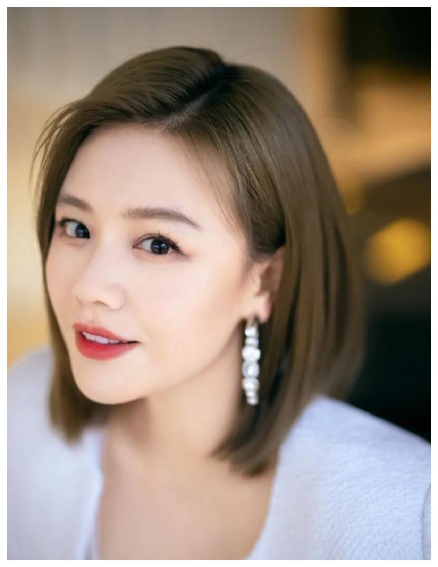 娱乐八卦:Angelababy,余景天,马思纯,刘烨,九亿姐休闲区蓝鸢梦想 - Www.slyday.coM 娱乐八卦:Angelababy,余景天,马思纯,刘烨,九亿姐休闲区蓝鸢梦想 - Www.slyday.coM