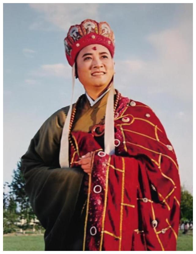 郭德纲问迟重瑞椅子多少钱迟重瑞轻描淡写才不到300万