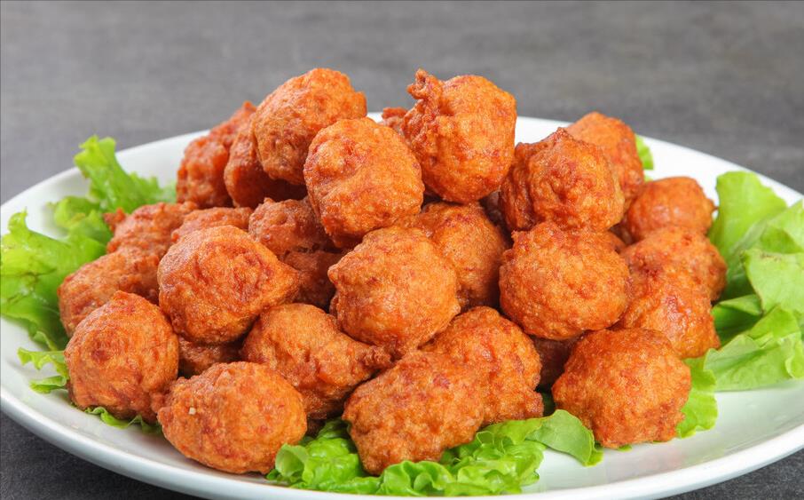 炸丸子记住不要放面粉和生粉换成2味料炸出来又香又酥脆