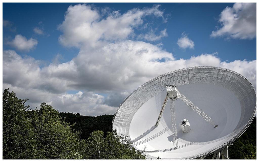 德国埃费尔斯贝格射电望远镜