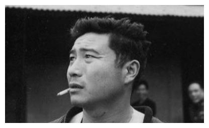 “中国好父亲”郎雄:61岁靠李安三部电影成名,最辉煌时遗憾离世__财经头条
