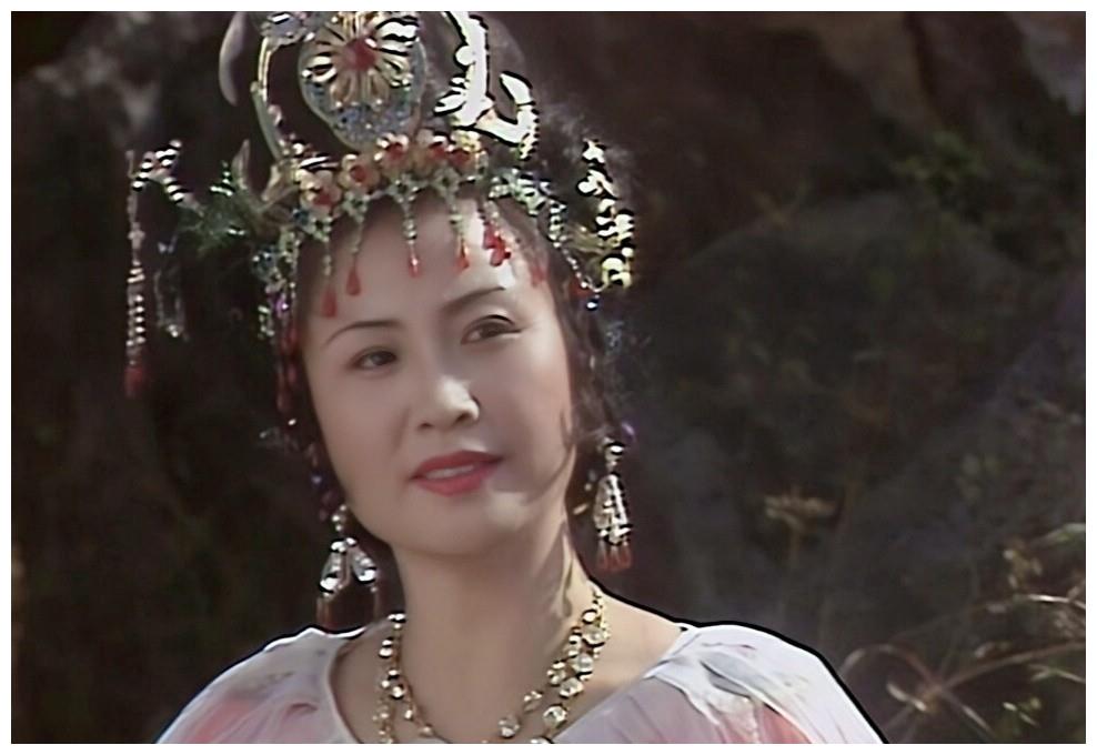 西游记中竟这么多美女小时候竟只顾着看猴