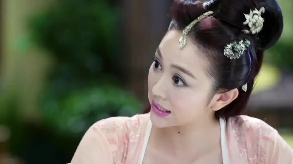 医馆笑传帅哥正吃着面美女却说起了血腥的事这画面感十足