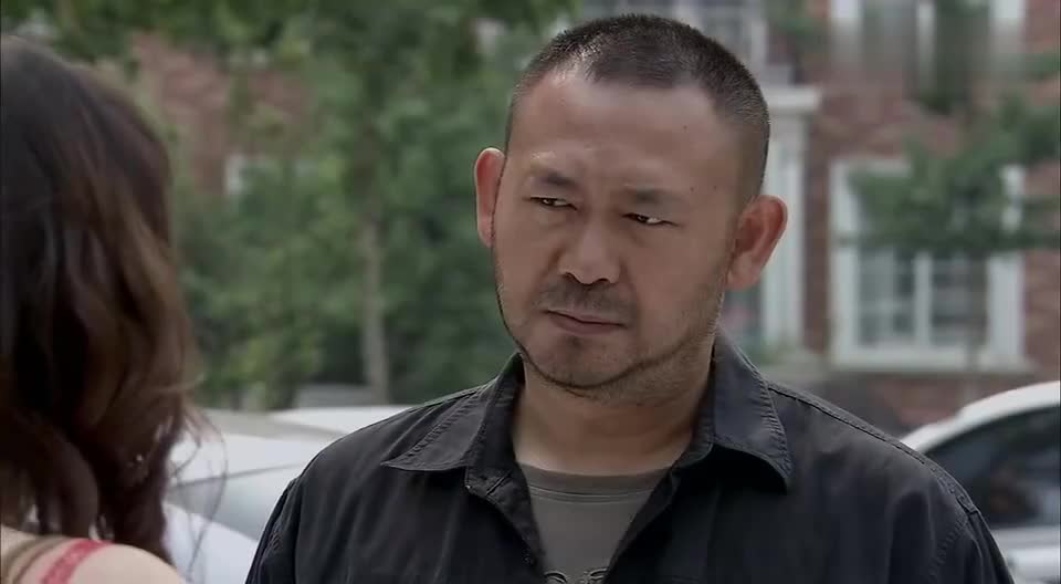 永不回头:自己小弟为美女走火入魔,急的黑道大哥破口大骂