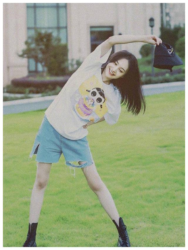 郑爽18岁上快本,10年清纯未改,到底有什么逆龄术?