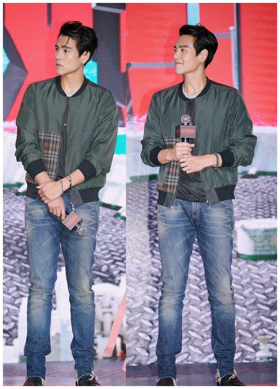 男神彭于晏暗里太接地气穿黑背心逛街皮肤黧黑混身肌肉好man