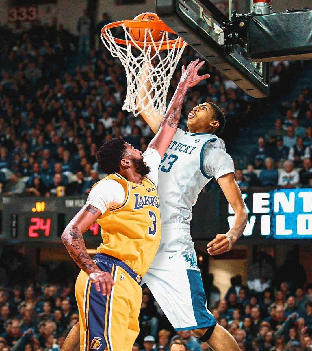 詹姆斯戴维斯联手出击 湖人剑指客场胜利