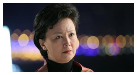 美女演员出道就演女主,当红时嫁给粉丝,拍戏41年成影后|丹宁|赵静