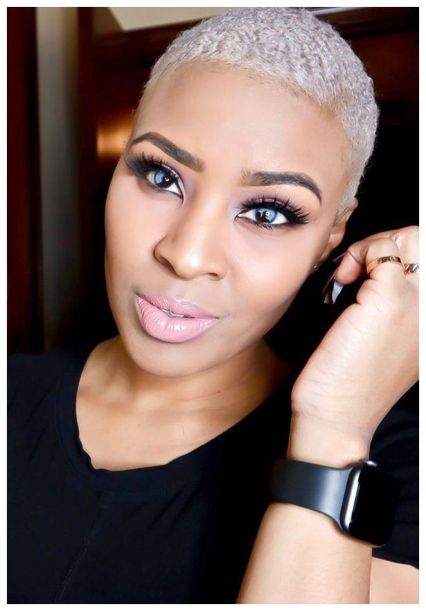 美国母子患罕见遗传眼疾,瞳孔呈双色漩涡状,异常美丽动人