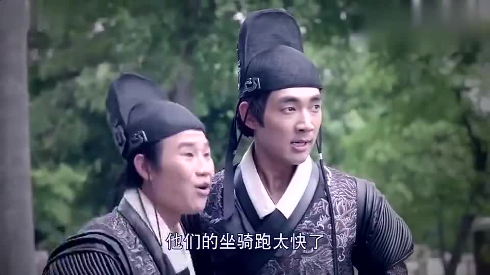 明朝锦衣卫穿越到现代在马路上飙摩托车这车技我服了!