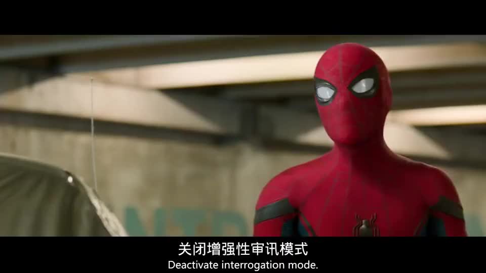 彼得用蛛丝把男子的手定住不帮他解开等两小时就自动溶解了