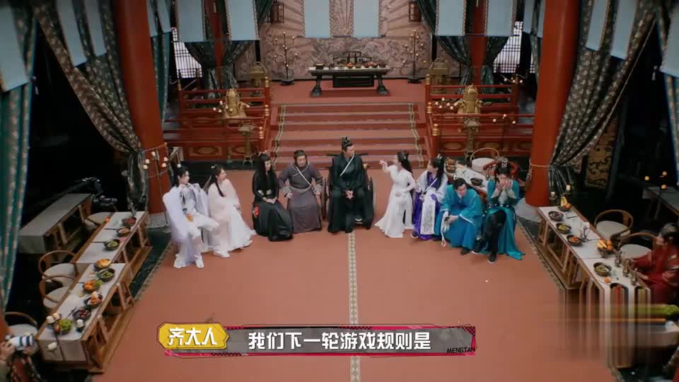 萌探探探案:那英文化水平有限啊,小学古诗都对不上来