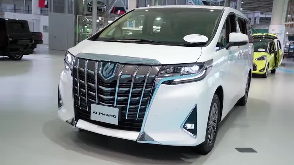 2021款丰田埃尔法登场有这颜值和空间我放弃了别克gl8