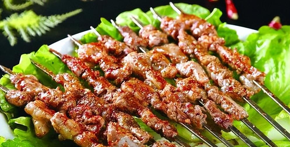 新疆烤羊肉串,架子肉,"两同""六不同",美味挡不住|新疆|烤羊肉串|架子