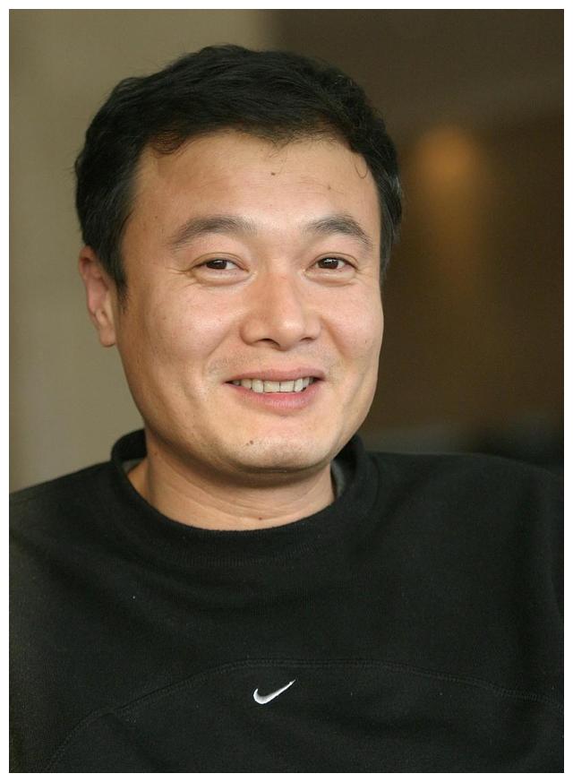 当年《渴望》有多大影响力?王沪生扮演者:走在街上被人人喊打