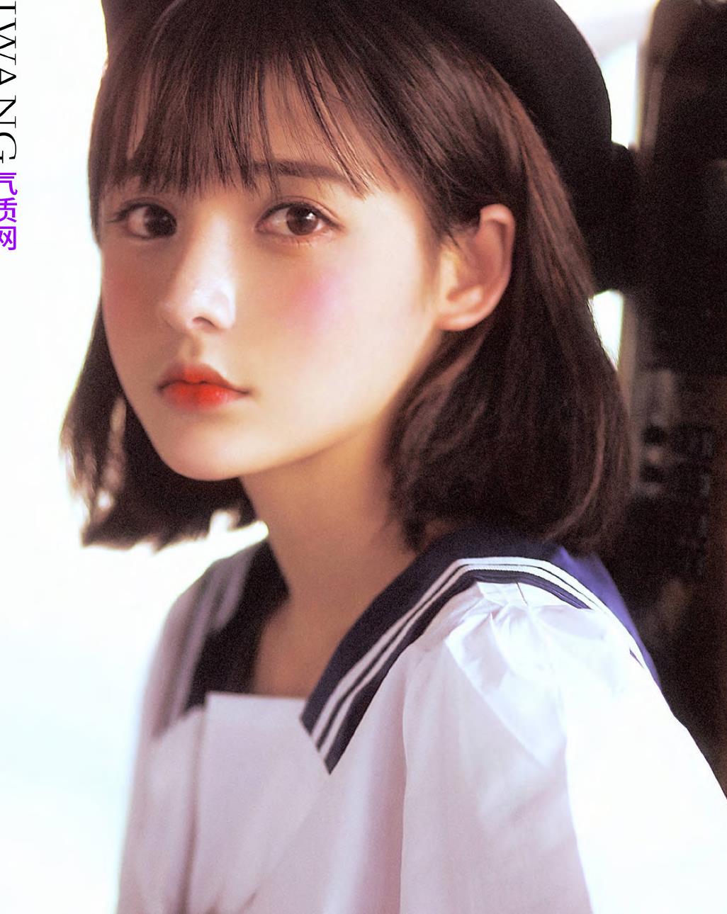 双鱼座女生早起气质网148期星座美女云擅长的是柔软