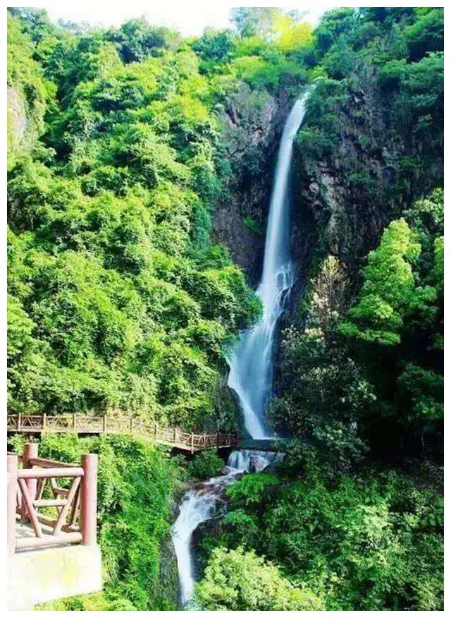 义乌旅游景点赤岸松瀑山