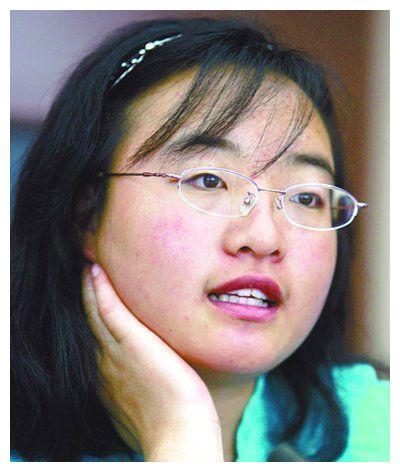 最丑谋女郎魏敏芝曾被张艺谋劝退娱乐圈现靠自己成为导演