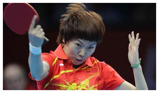 李晓霞为何深夜哭诉,真的是像焦志敏何智丽一样被逼让球给丁宁吗