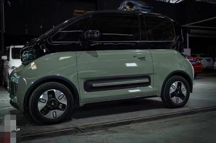 宝骏e300改色卡其绿一定是这条街上最靓的仔