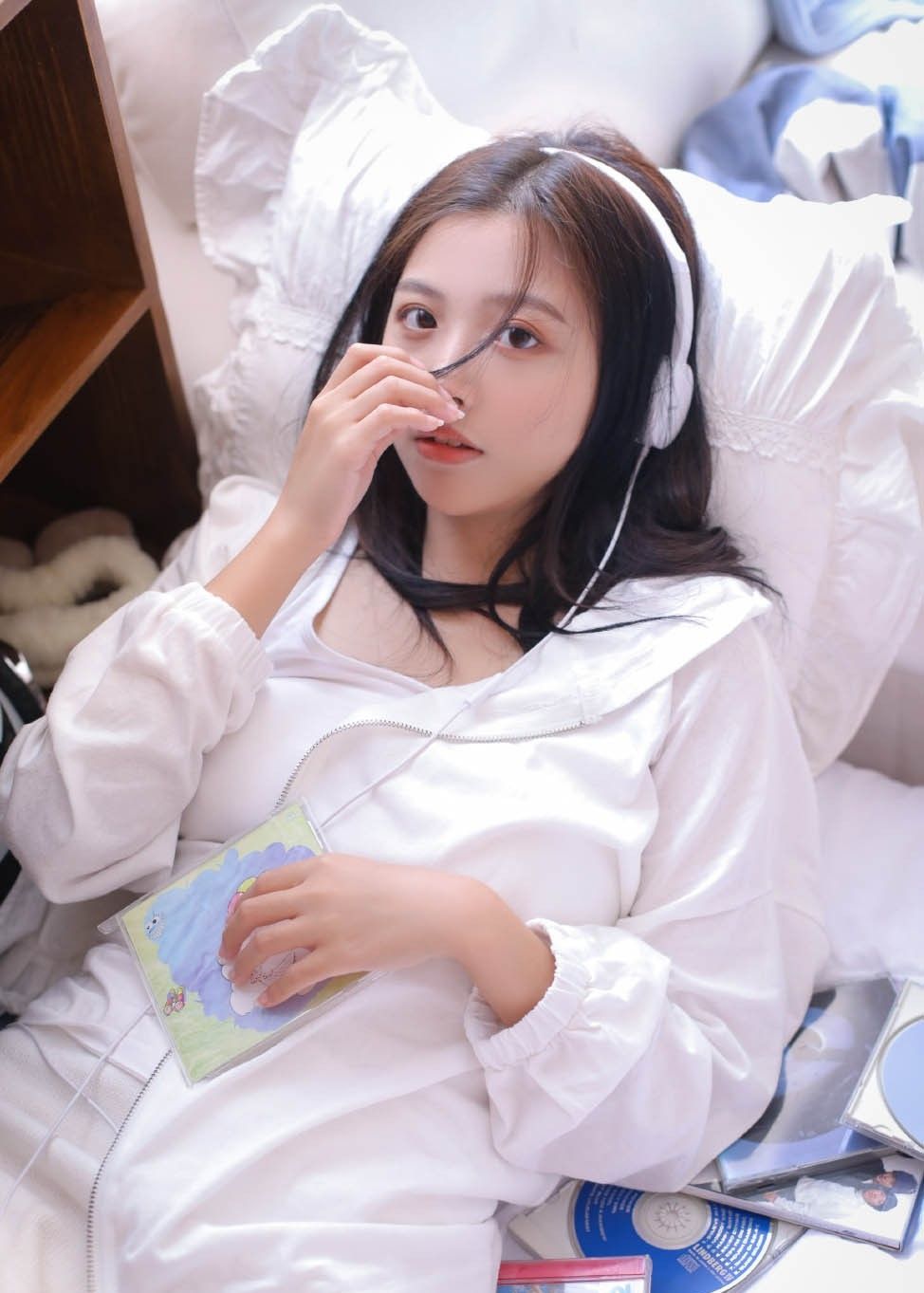 清爽迷人气质美女