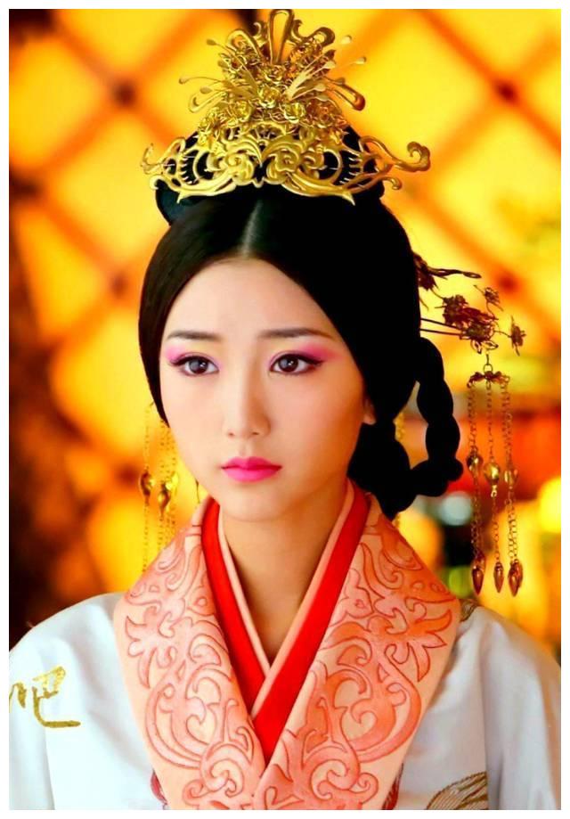 古装剧五位皇后坐姿大pk,看谁更高贵
