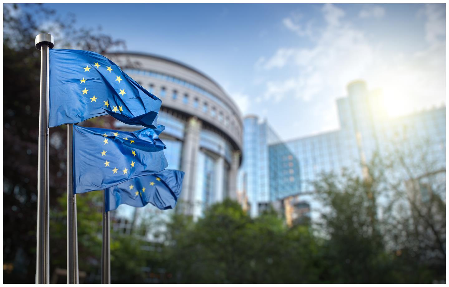 欧盟陷入分裂危机？铁杆盟友突然调转枪口，波兰恐步英国后尘？
