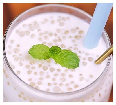 「木瓜牛奶西米露」