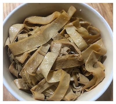 豆筋炒青椒的做法