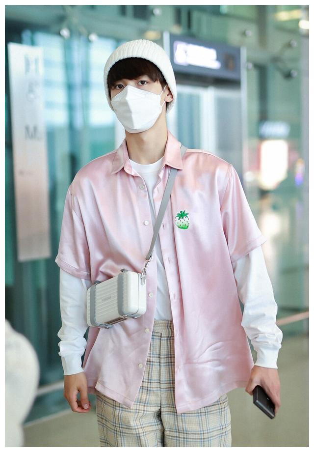 郭俊辰 少年派 太子妃升职记 惹上冷殿下 济宁摄影札记 财经头条