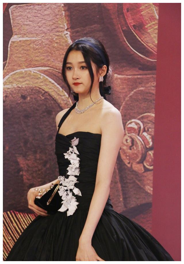 关晓彤一仆二主无极好先生甜蜜暴击影