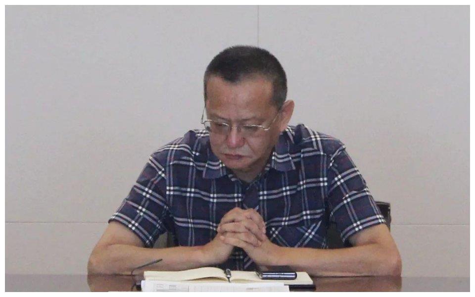 8月16日,佳木斯市向阳区人民法院召开审判质效工作推进会议,对2021年