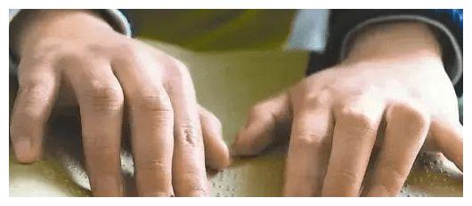 盲人也能参加高考？看到盲人的试卷后，网友傻眼了休闲区蓝鸢梦想 - Www.slyday.coM