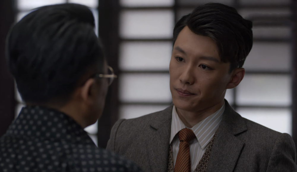 3/ 22中枪被捕后左秋明不愿暴露军统站点的位置,趁