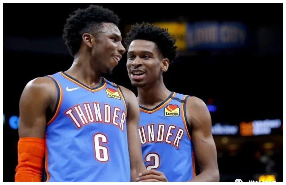 雷霆双星闪耀终结雄鹿连胜纪录客场抢下关键胜利