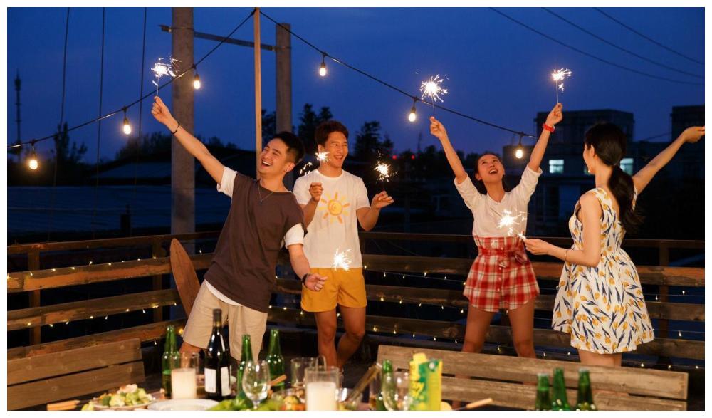 除了吃头孢不能喝酒，还有5种药吃完也不能喝酒，告诉你的酒友休闲区蓝鸢梦想 - Www.slyday.coM