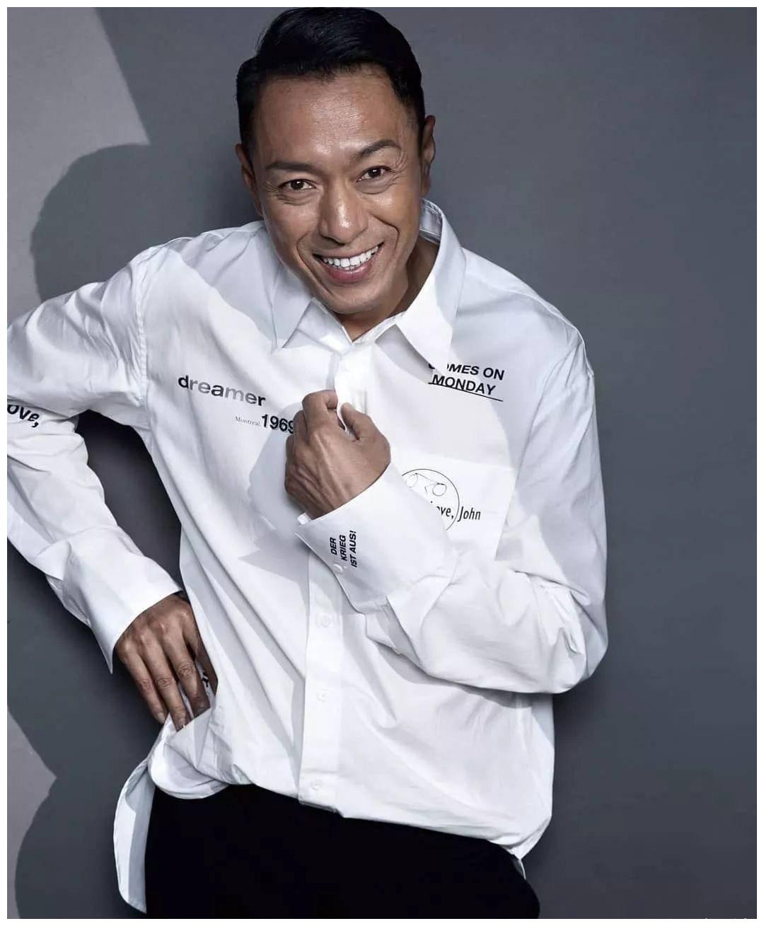 结婚21周年香港男星姜皓文甜蜜告白太太愿为你担当一切