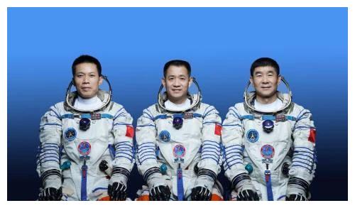 “落地隔离14天！”神舟十二号航天员今日返回，第一站回北京报到休闲区蓝鸢梦想 - Www.slyday.coM