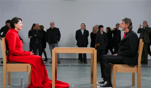 人性到底多可怕?她将身体麻醉后任人处置,路人的举止让她害怕休闲区蓝鸢梦想 - Www.slyday.coM 人性到底多可怕?她将身体麻醉后任人处置,路人的举止让她害怕休闲区蓝鸢梦想 - Www.slyday.coM