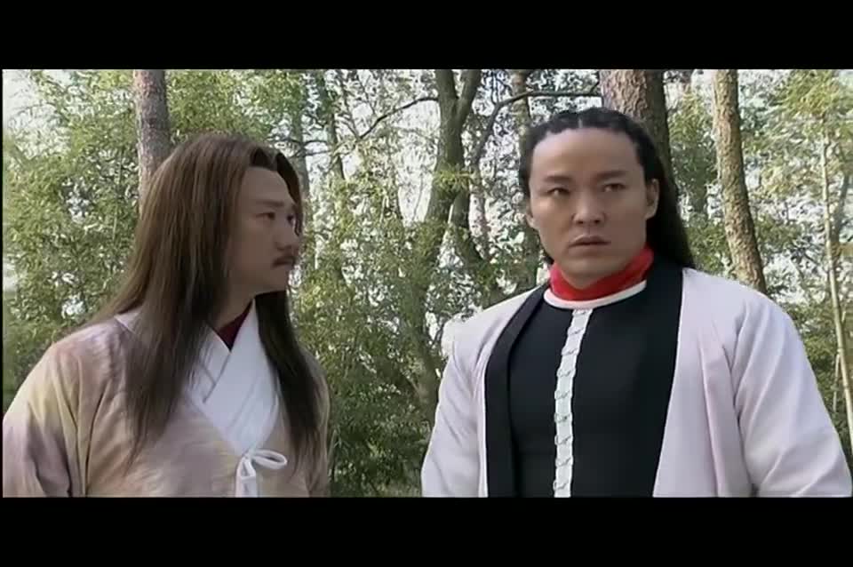 情魔告诉金大夫自己并没有伤害胡大人,而受伤的是他!